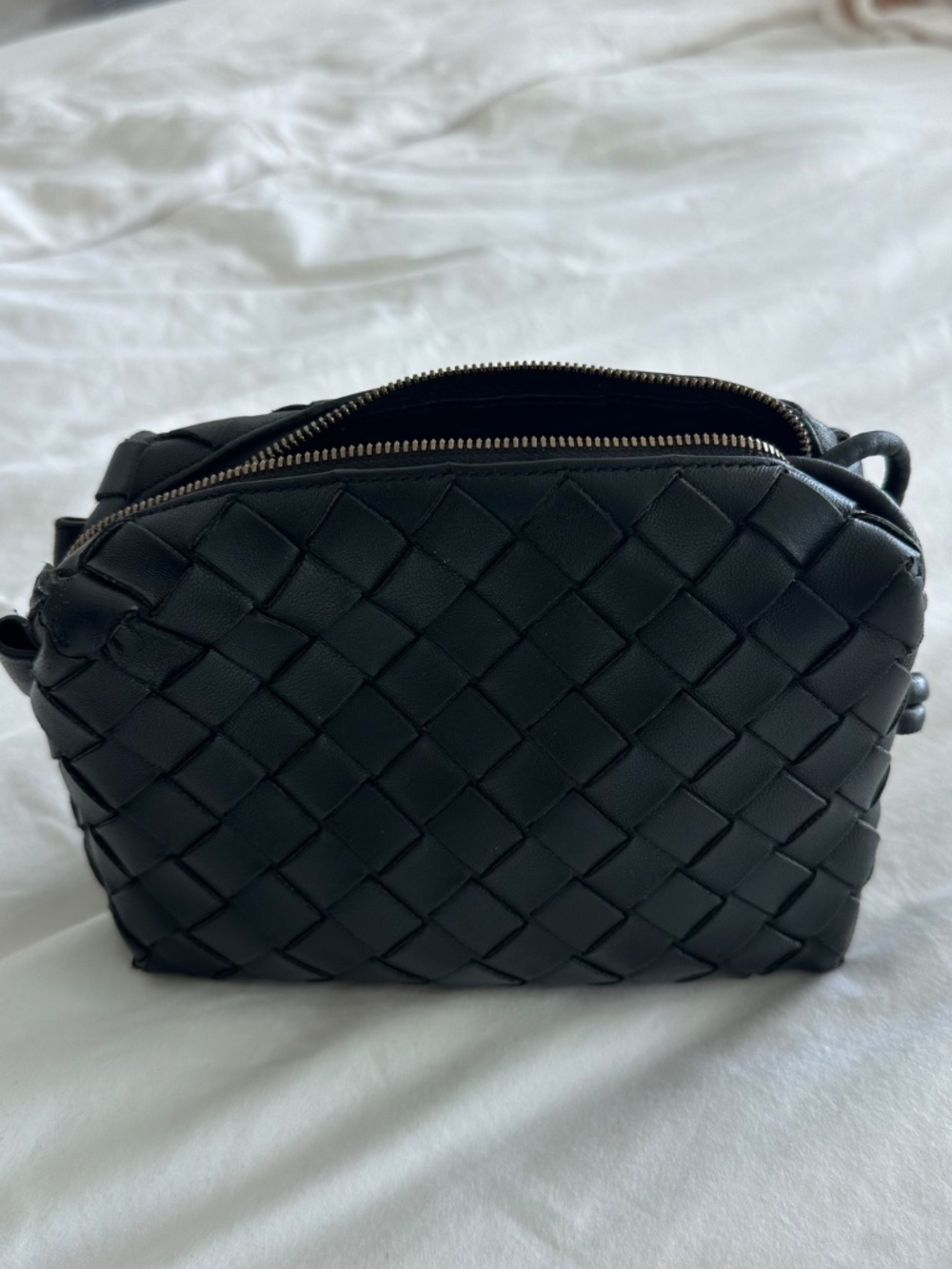 Authentic Bottega Veneta Mini Loop Camera Bag - Picture 4 of 10